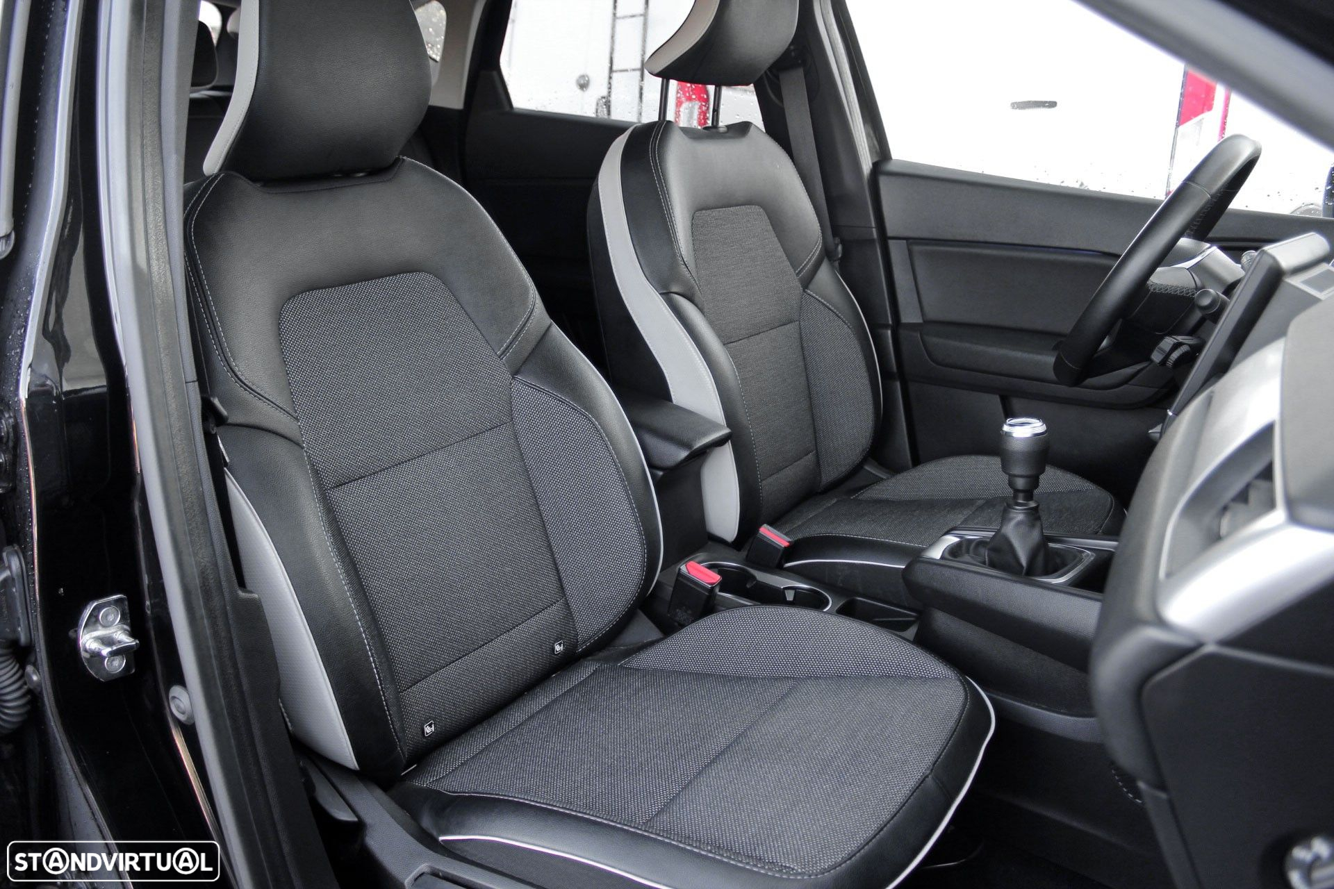 Renault Captur - 24