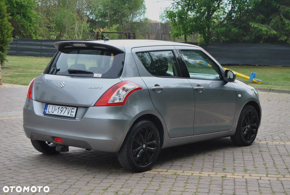 Suzuki Swift - 3