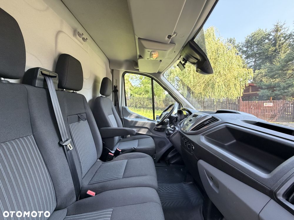 Ford Transit - 21