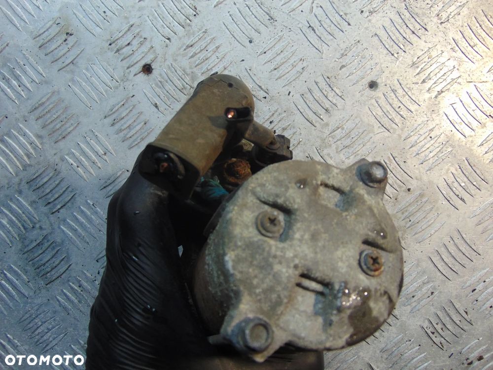 Rozrusznik toyotaavensis t25 1,8 16 v - 3