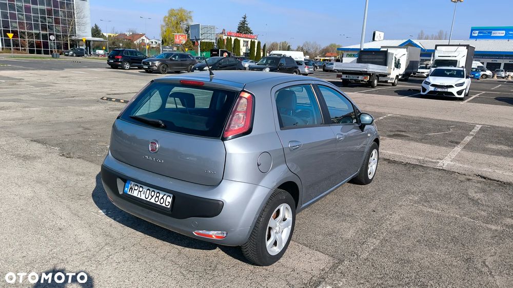 Fiat Punto Evo 1.4 16V Multiair Dynamic - 11
