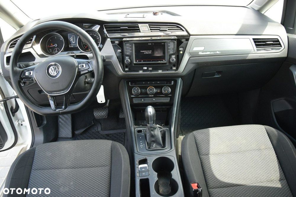 Volkswagen Touran 2.0 TDI BMT Comfortline DSG - 19