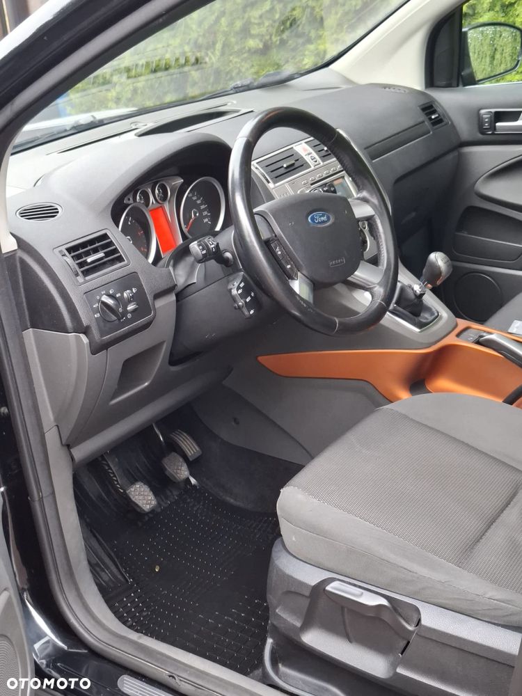 Ford Kuga 2.0 TDCi Titanium - 10