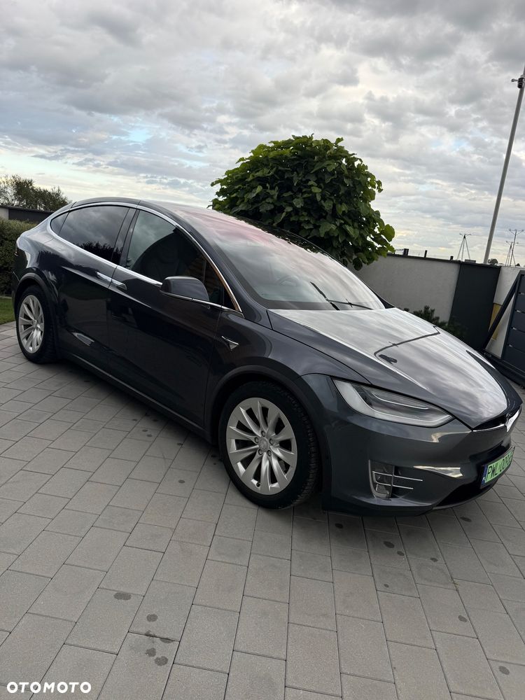 Tesla Model X Long Range Plus - 17