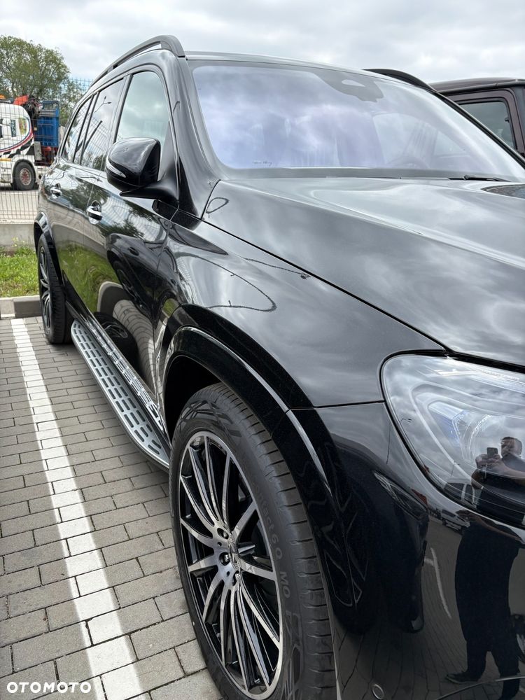 Mercedes-Benz GLS 450 4Matic 9G-TRONIC Exclusive - 2