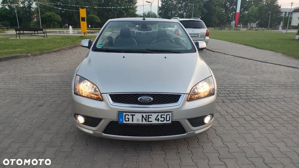 Ford Focus 2.0 16V Titanium - 2