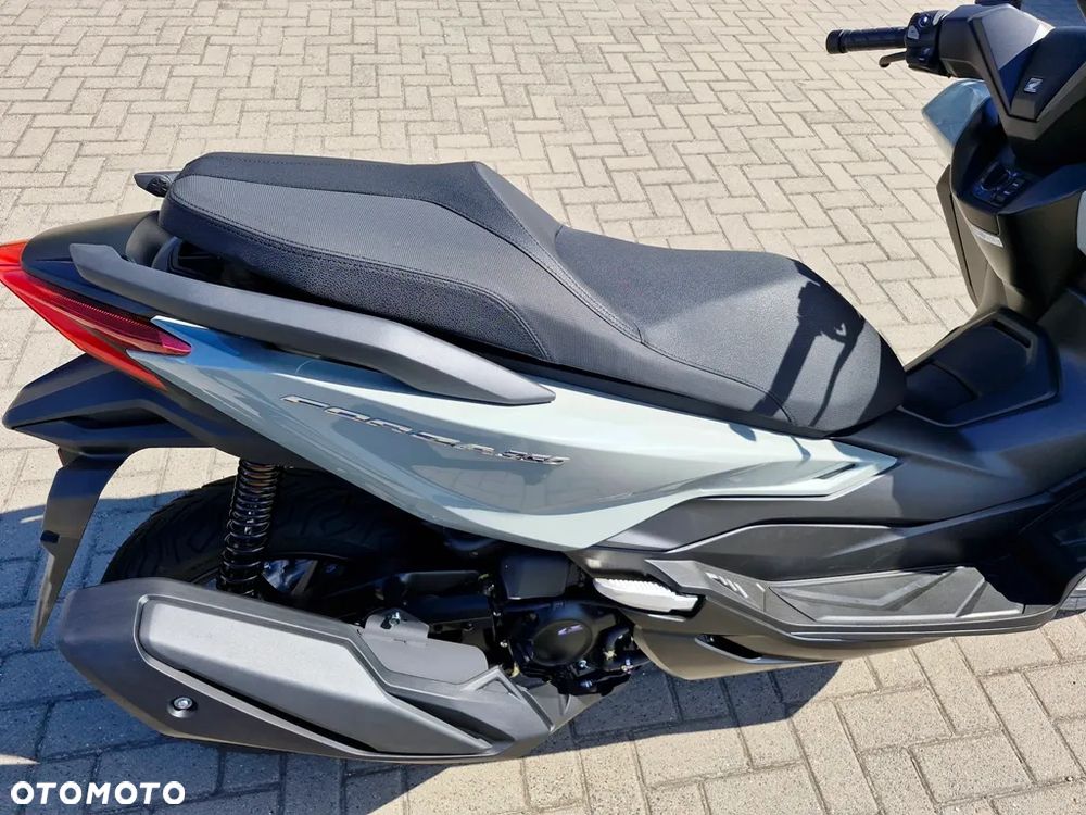 Honda NSS - 4