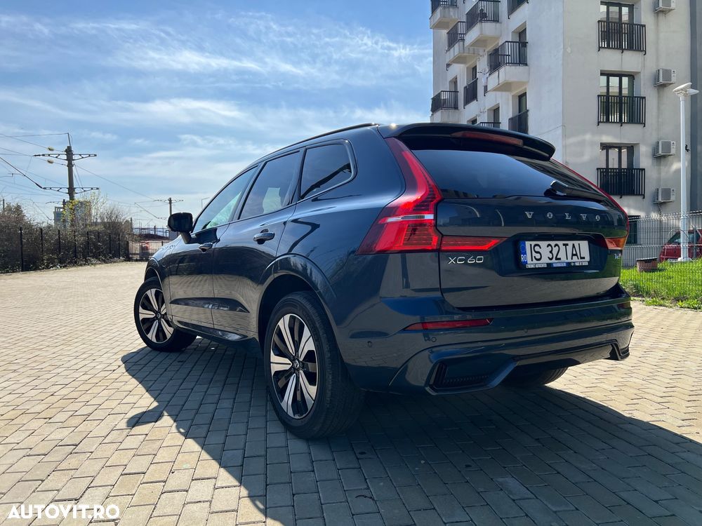 Volvo XC 60 T6 AWD Recharge Plus Dark - 3