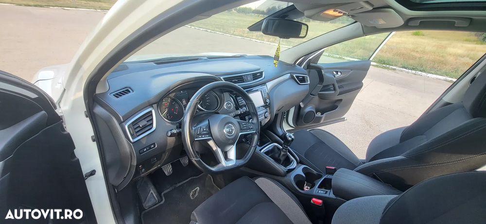 Nissan Qashqai 1.2 DIG-T Start/Stop N-Connecta - 10
