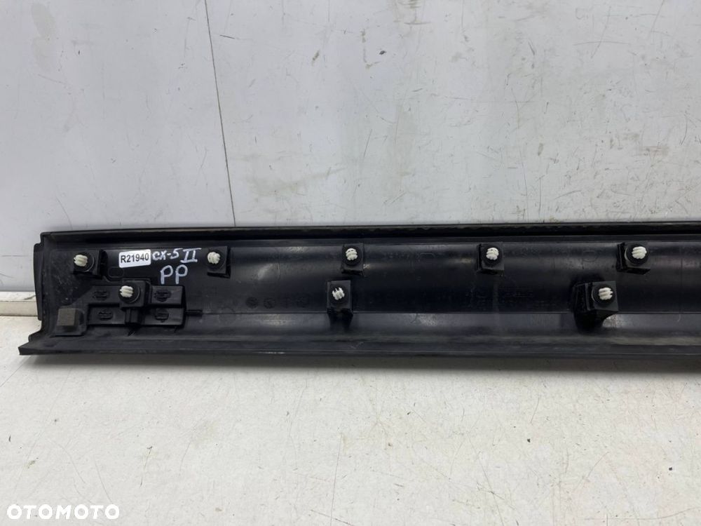 Listwa Mazda CX-5 II CX5 II KF 17r.- prawa przednia dolna nakładka drzwi bocznych - 15