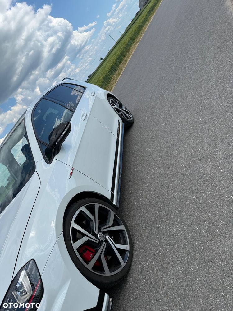 Volkswagen Golf GTI BlueMotion Technology DSG Clubsport - 4