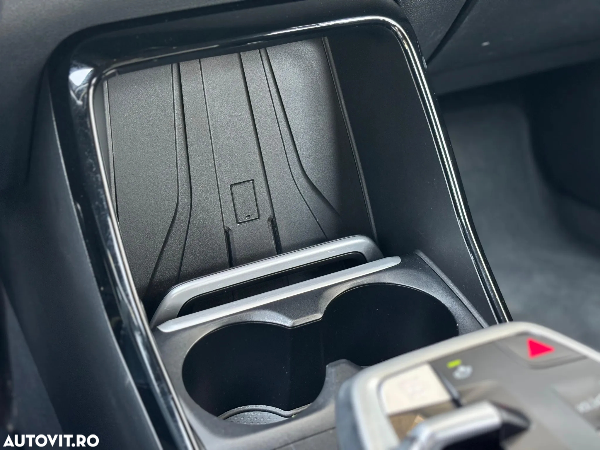 BMW Seria 2 218i AT - 21