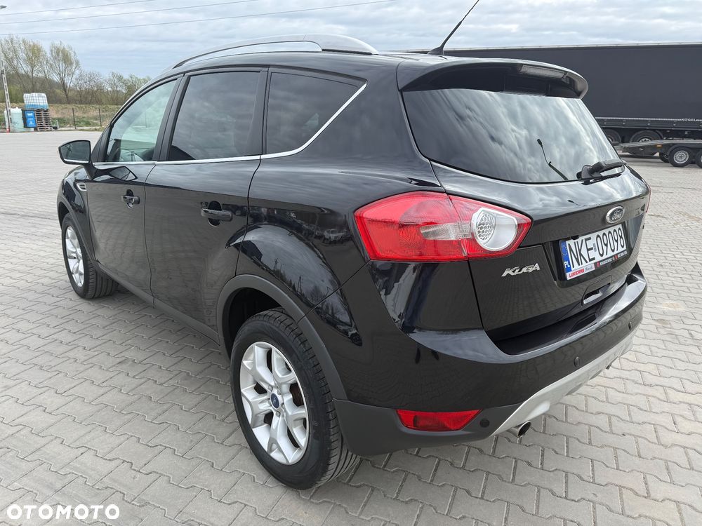 Ford Kuga 2.0 TDCi 2x4 Titanium - 6