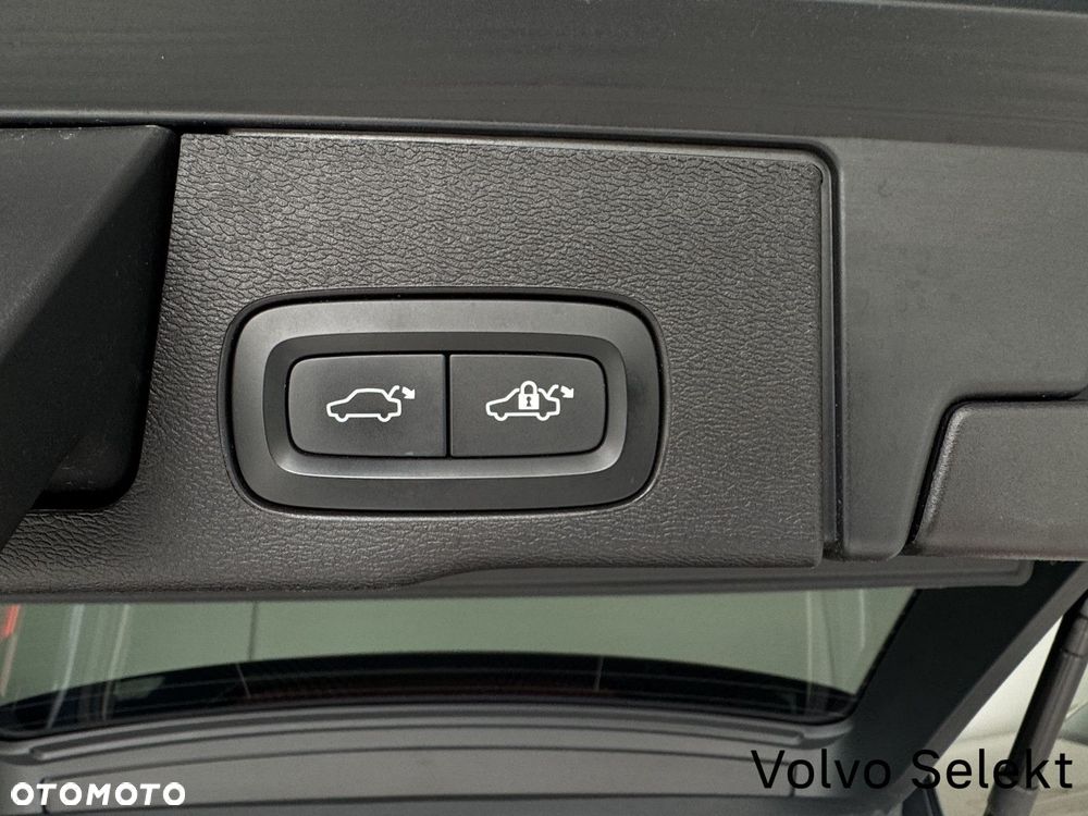 Volvo XC 60 B4 D AWD Inscription - 30