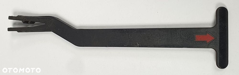 CIĘGNO UCHWYT MASKI VW PASSAT B5 3B0823593 - 1