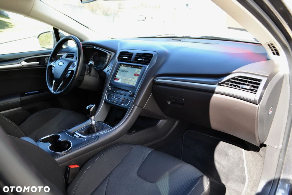 Ford Mondeo 1.5 EcoBoost Titanium - 10
