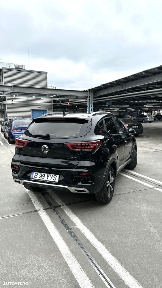 MG ZS 1.5 GSL 5MT Excite - 3