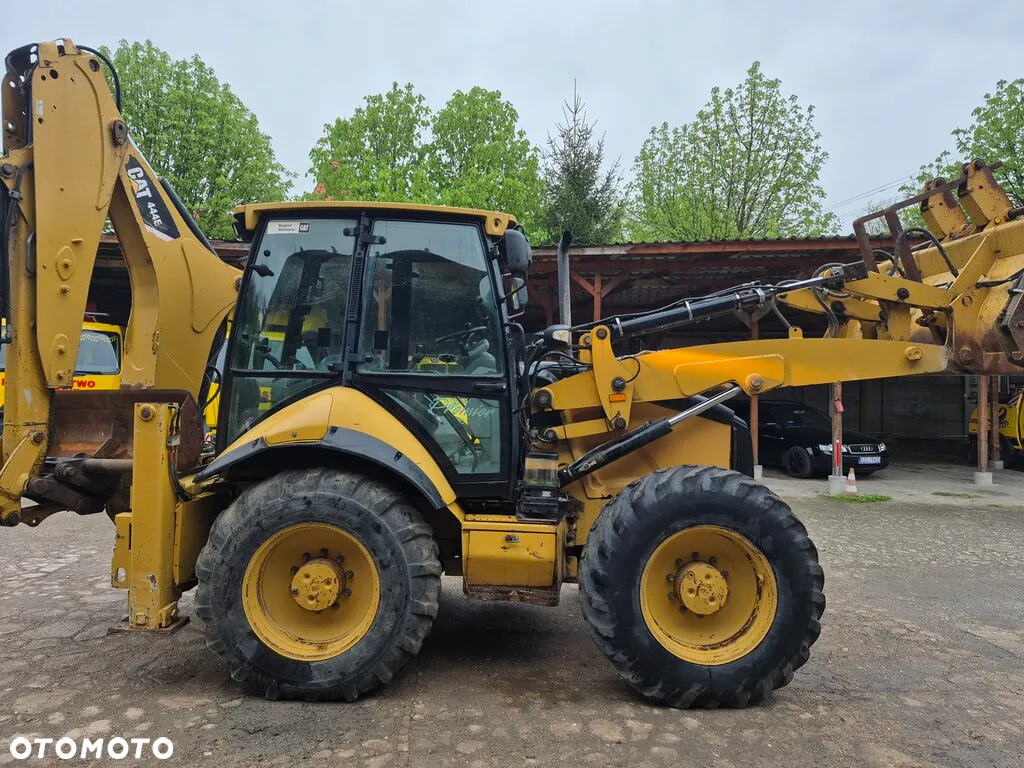 Caterpillar 444E - 4