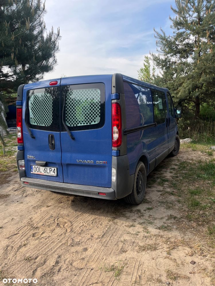Opel Vivaro L2H1 2.9t - 4