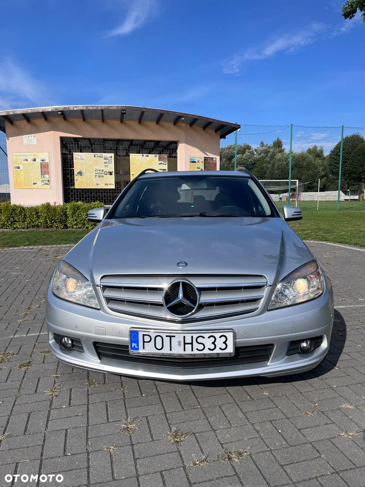 Mercedes-Benz Klasa C 180 CGI BlueEff Classic - 2