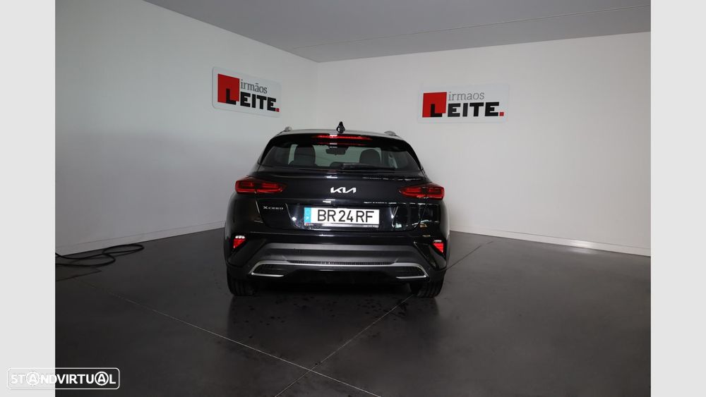 Kia XCeed 1.0 T-GDI Dynamic - 24