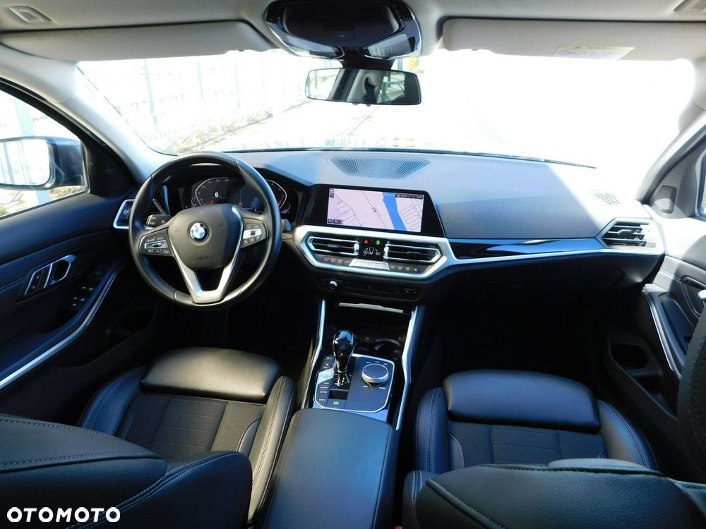 BMW Seria 3 320d Sport Line Shadow sport - 7