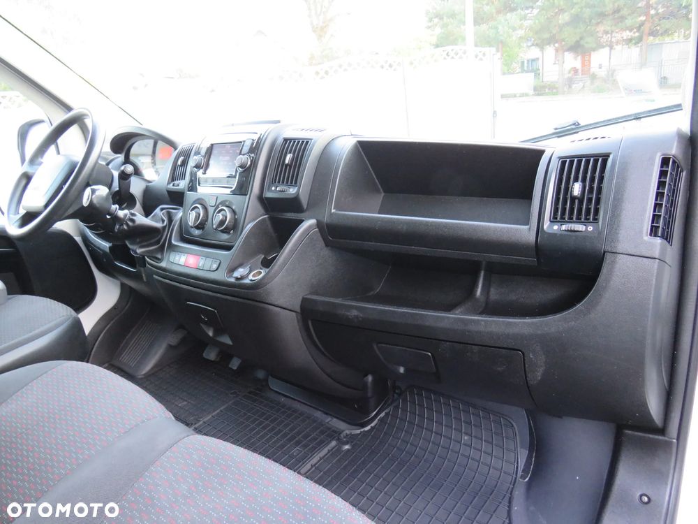 Peugeot Boxer Maxi L4H3 2.2HDi 140Ps - 29