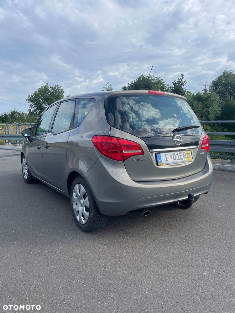 Opel Meriva - 11
