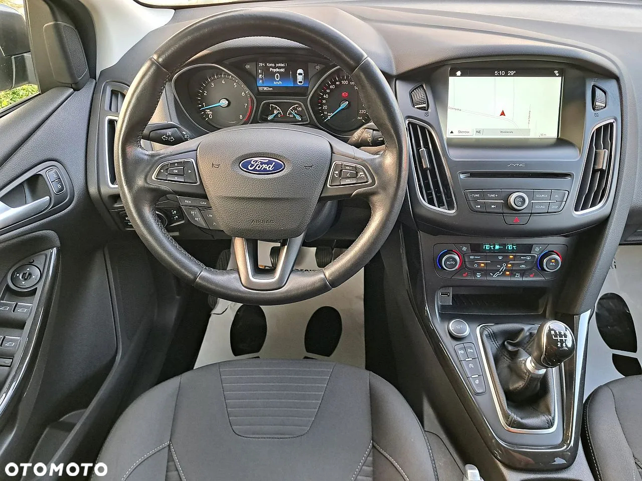 Ford Focus 1.5 EcoBoost Start-Stopp-System TITANIUM - 32