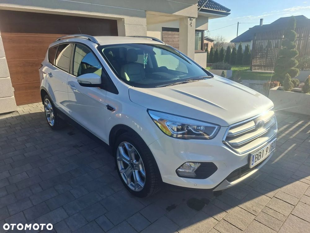 Ford Escape 2.0 EcoBoost AWD Titanium - 10
