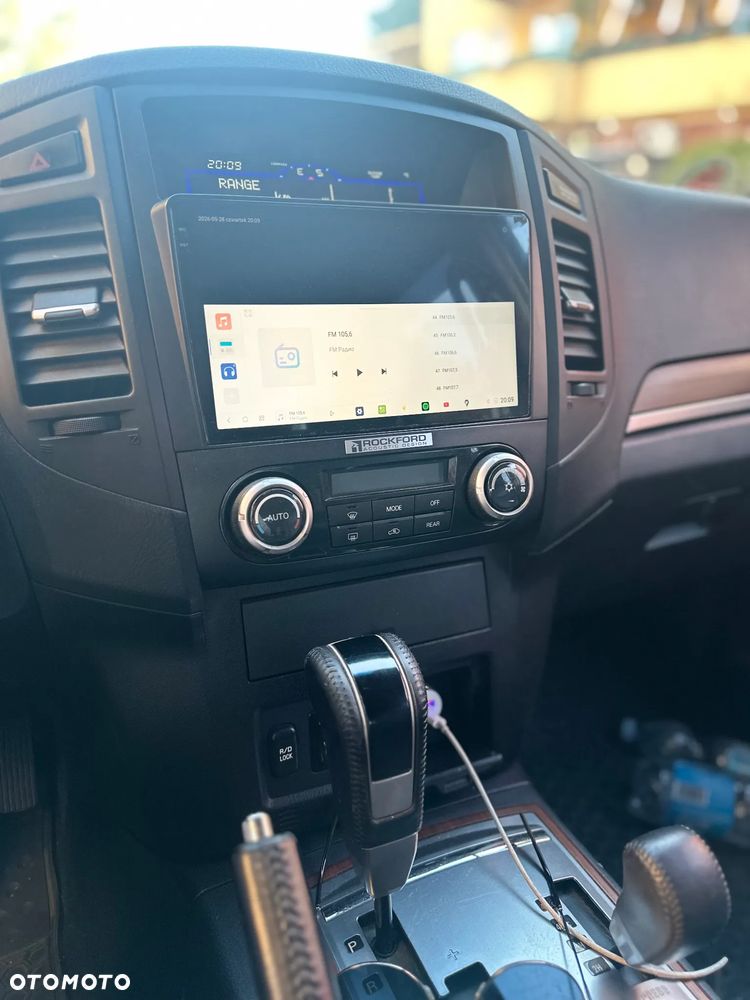 Mitsubishi Pajero 3.2 DID Instyle - 12