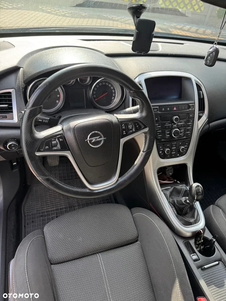 Opel Astra IV 1.4 T Sport - 4