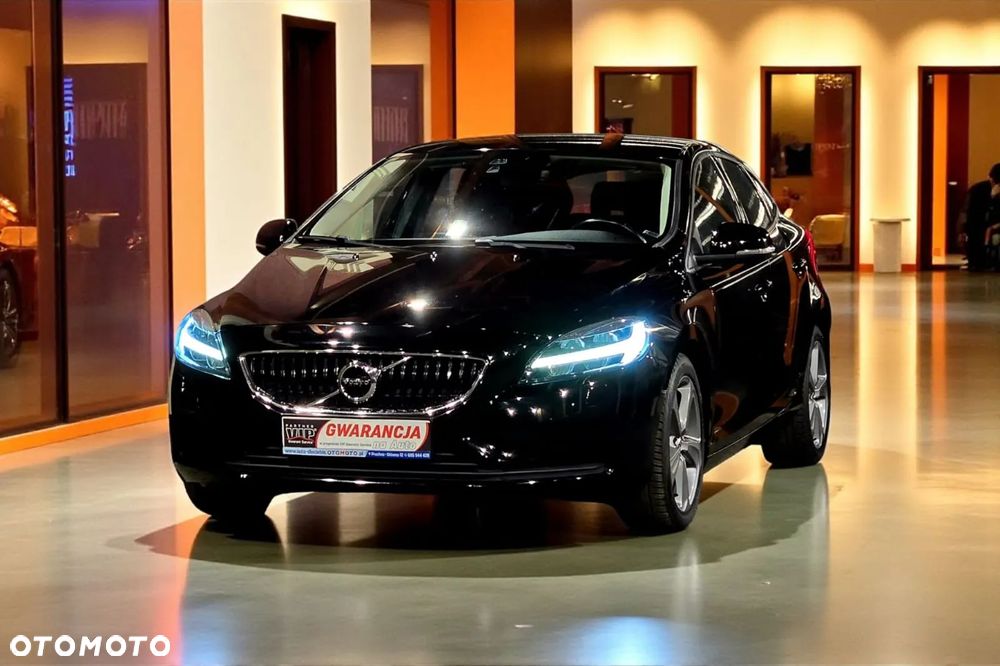 Volvo V40 T3 Drive-E Momentum - 21