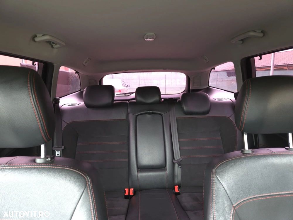 Ford Mondeo Turnier 2.0 TDCi Aut. Trend - 12