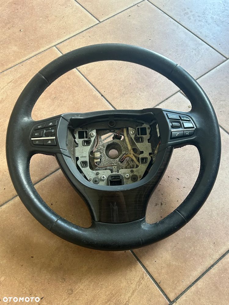 KIEROWNICA BMW F01 F07 F10 F11 WIBRACJA - 1