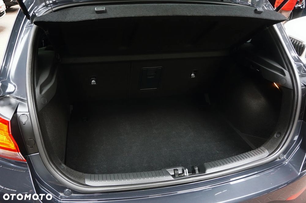 Hyundai i30 1.5 T-GDI Fastback 48V-Hybrid DCT Prime - 37