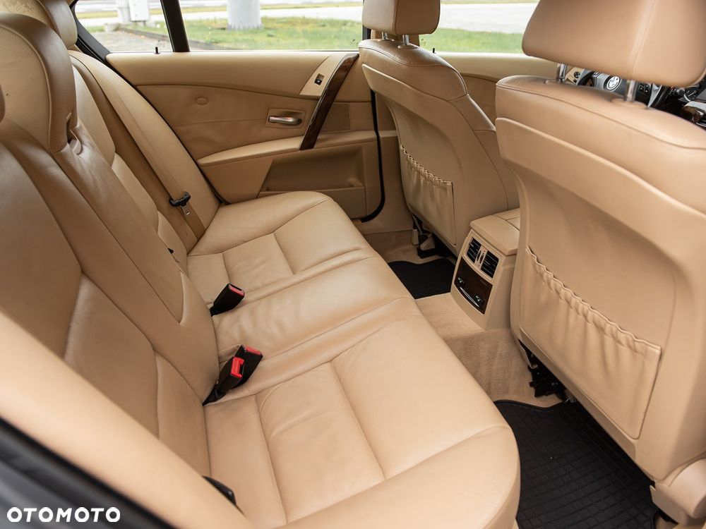BMW Seria 5 - 30