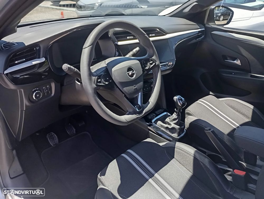 Opel Corsa 1.2 T GS - 6