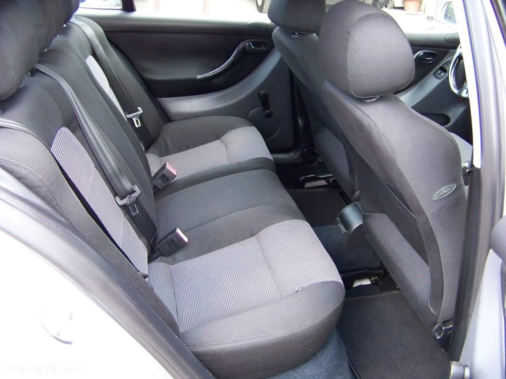 Seat Leon 1.6 Signo - 19