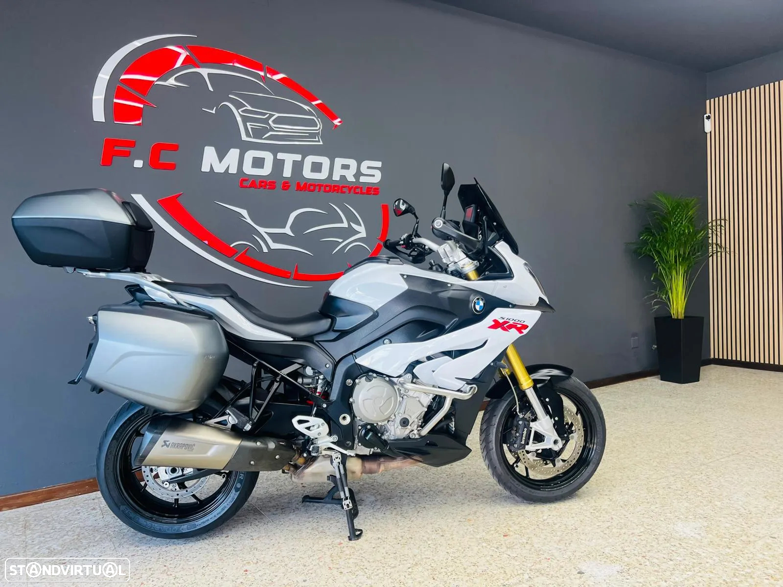 BMW S 1000 XR K69 - 8