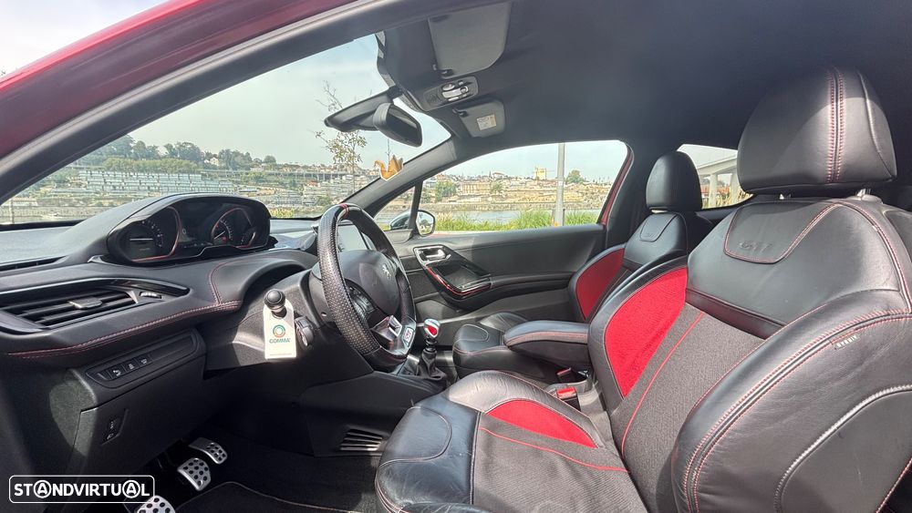 Peugeot 208 1.6 e-THP GTi - 10