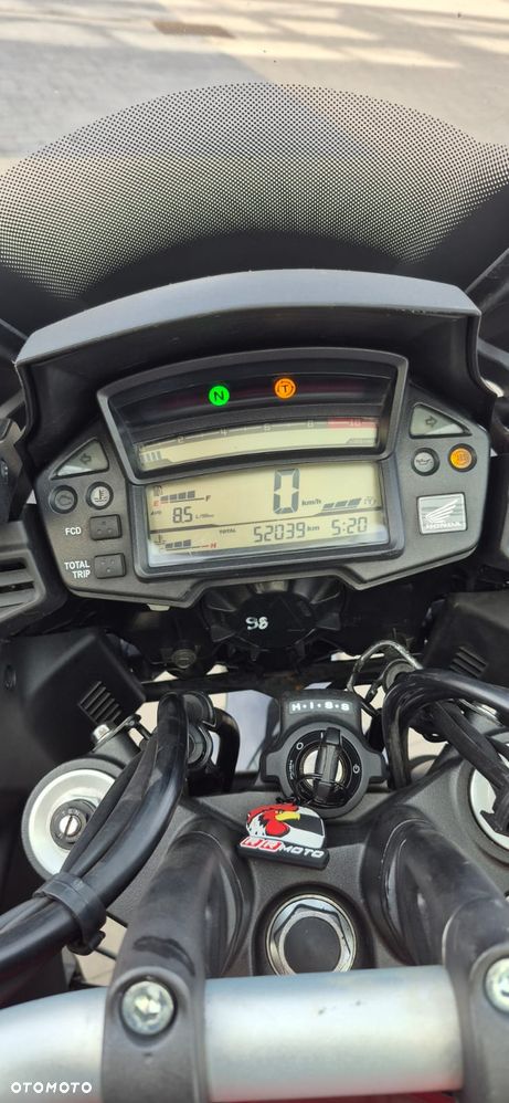 Honda VFR - 9