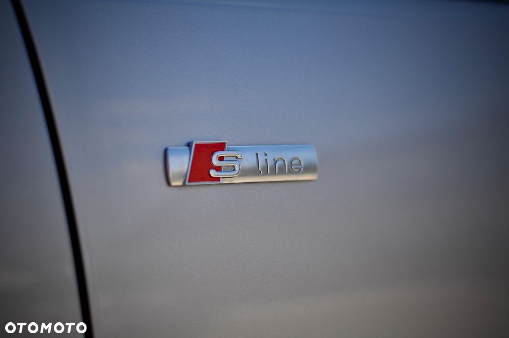 Audi A4 Avant 3.0 TDI quattro S tronic sport - 20