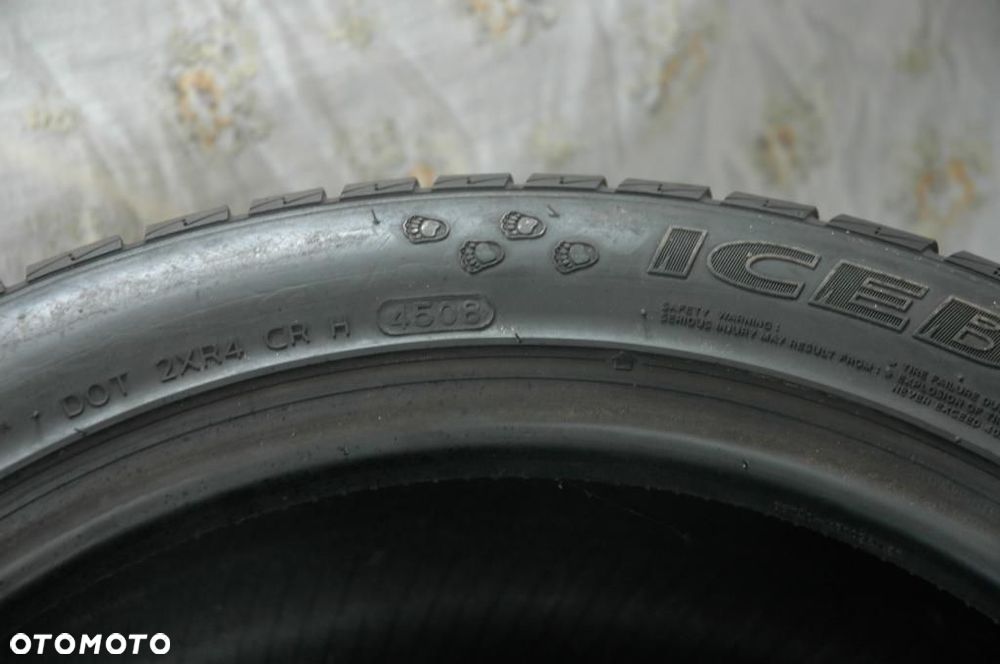 HANKOOK ICE BEAR 245 45 17 99V KOMPLET - 3