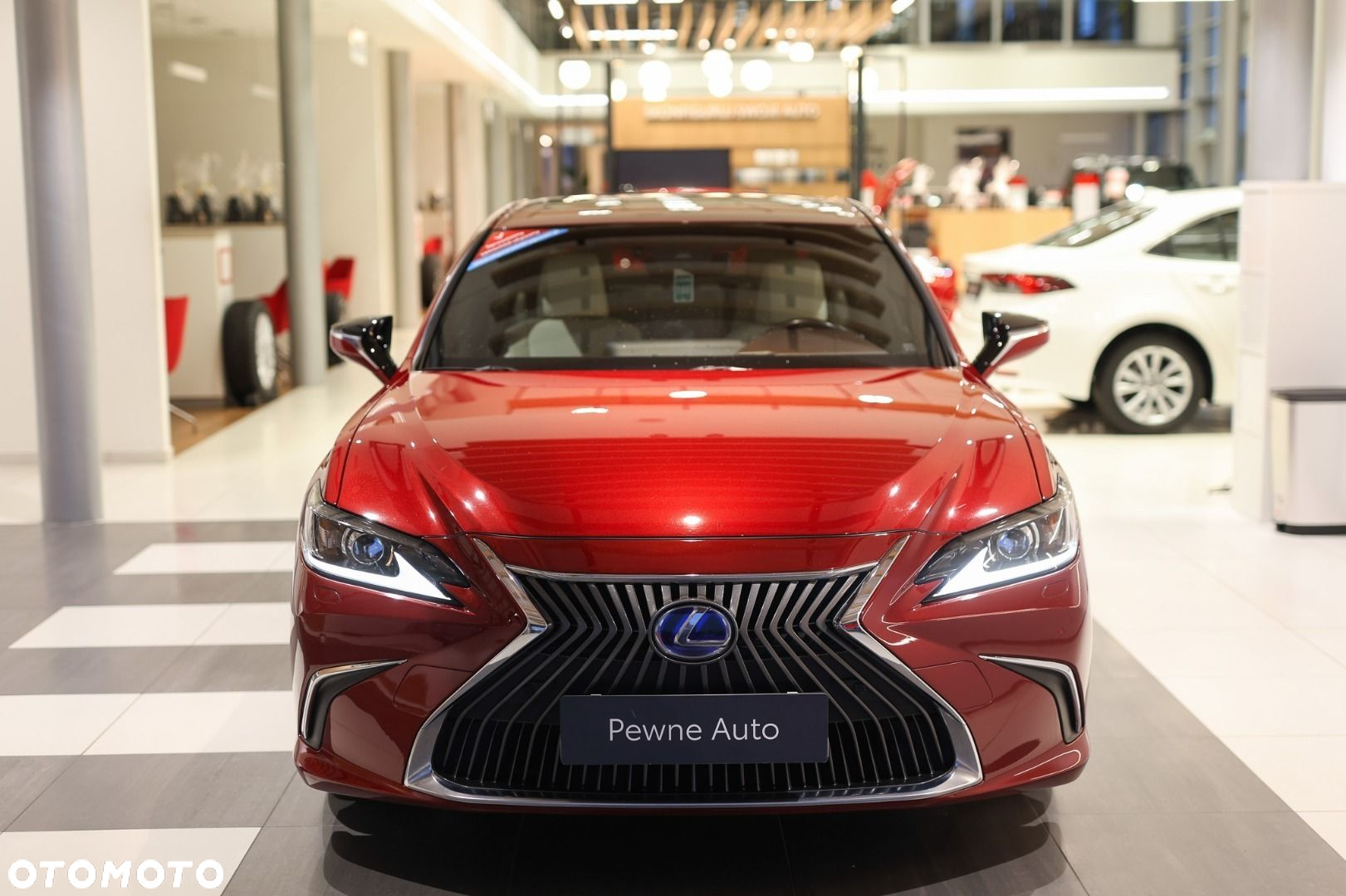 Lexus ES - 3
