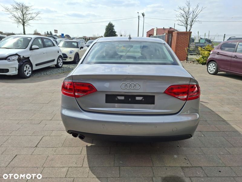 Audi A4 Limousine 2.0 TDI DPF Ambition - 8