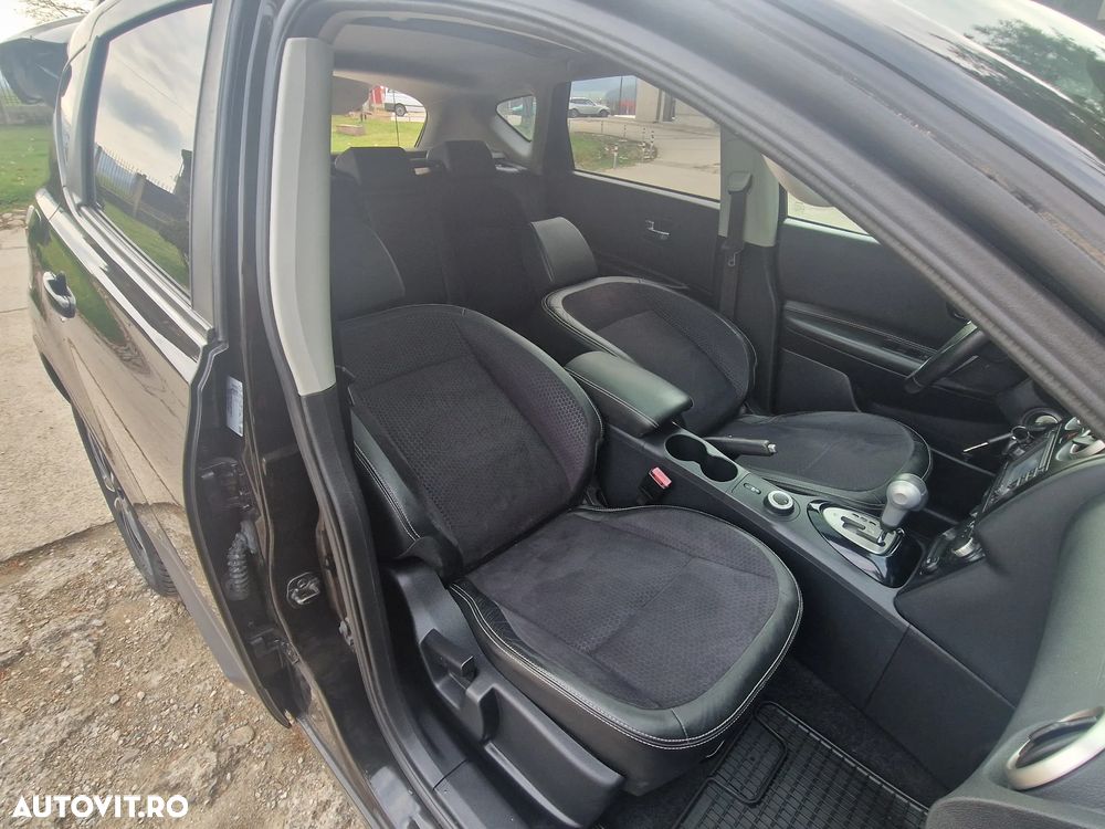 Nissan Qashqai 2.0 DCI 4 x 4 DPF Aut 360 - 17