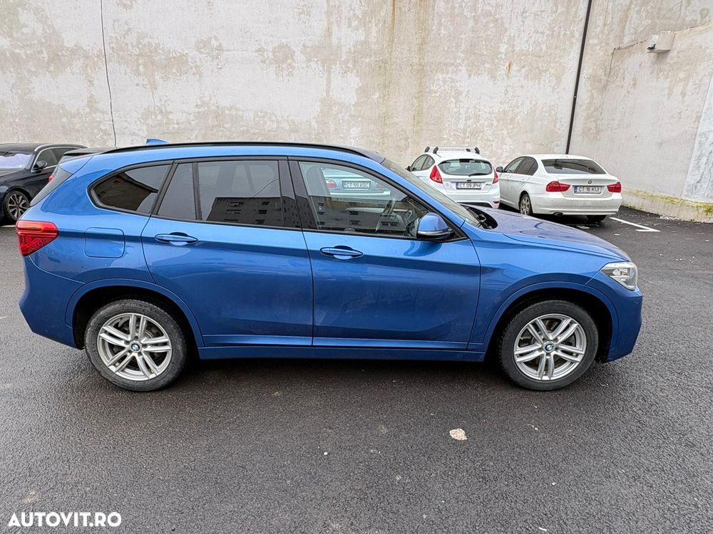 BMW X1 xDrive20d Sport Line - 2