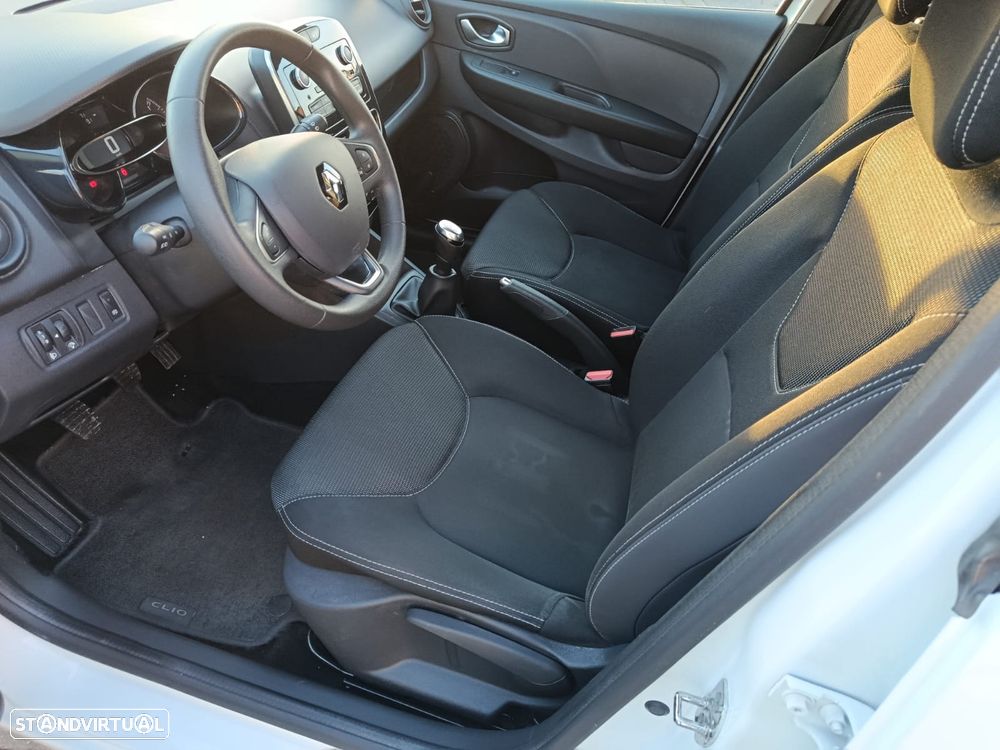 Renault Clio 1.5 dCi Zen - 9