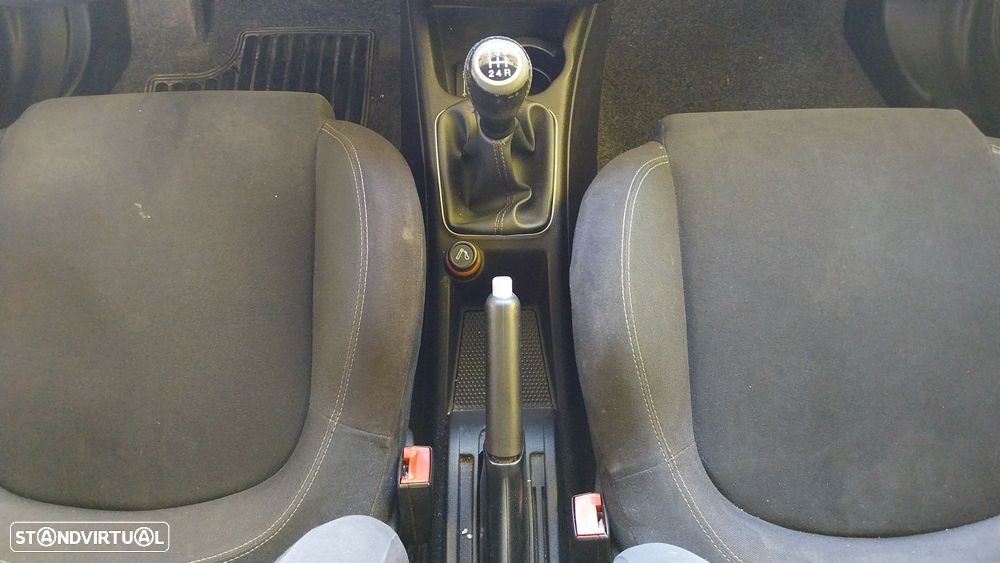 Fiat Punto 1.3 M-Jet Easy S&S - 20